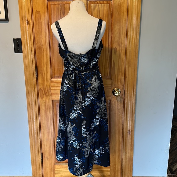 Banana Republic dress - Picture 4 of 9